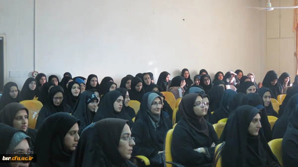 برگزاری نمایشگاه دست ساخته های هنری اساتید ودانشجویان رشته هنر