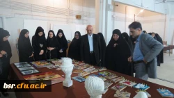 برپایی نمایشگاه دست ساخته های هنر ویژه هفته آموزش پردیس شهید بنت الهدی صدر