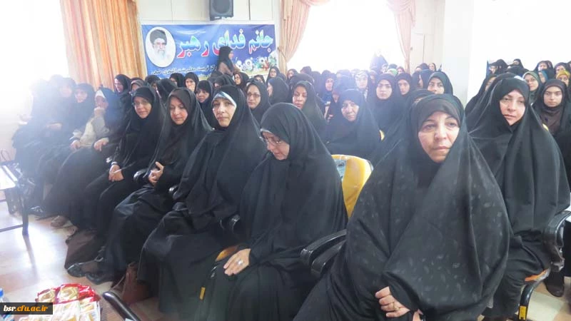 همایش بزرگداشت مقام معلم پردیس شهید بنت الهدی صدر گیلان