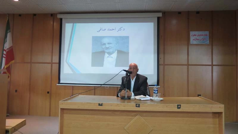 همایش بزرگداشت مقام معلم پردیس شهید بنت الهدی صدر گیلان