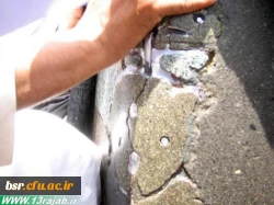 شکافته شدن دیوار مکه