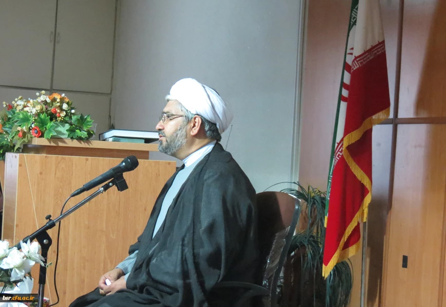 همایش راهکارهای ازدواج دانشجویی با حضور حجت الاسلام و المسلمین دهنوی