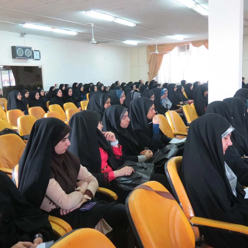 به همت واحد فرهنگی پردیس شهید بنت الهدی صدر گیلان کارگاه عفاف وحجاب برگزار شد