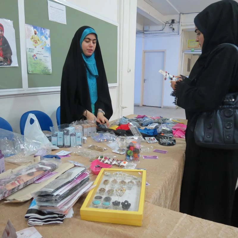 به همت واحد فرهنگی پردیس شهید بنت الهدی صدر گیلان کارگاه عفاف وحجاب برگزار شد