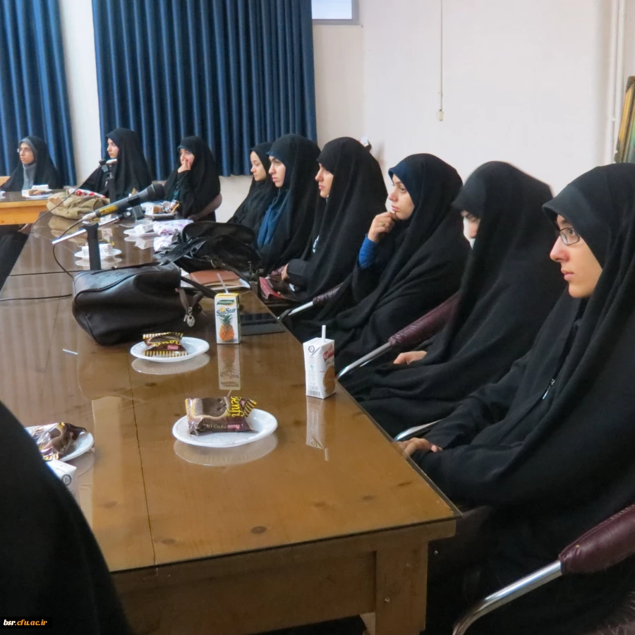 جلسه تحلیل و بررسی طرح ضیافت اندیشه 1393