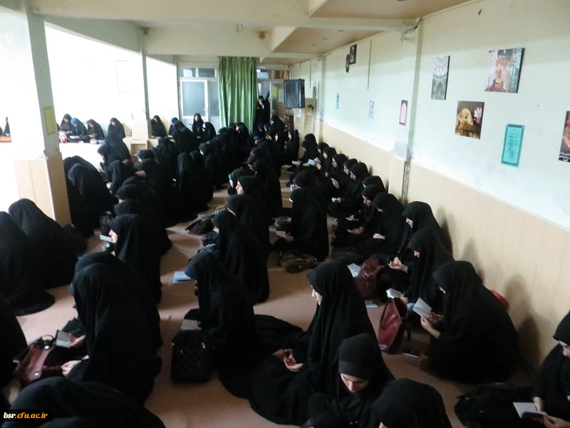 برگزاری مراسم زیارت عاشورا در پردیس شهید بنت الهدی صدر گیلان