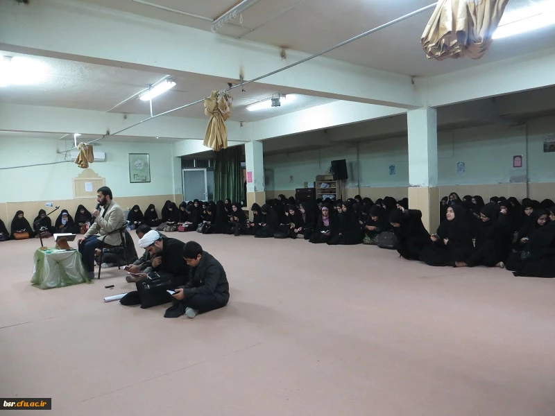 برگزاری مراسم زیارت عاشورا در پردیس شهید بنت الهدی صدر گیلان