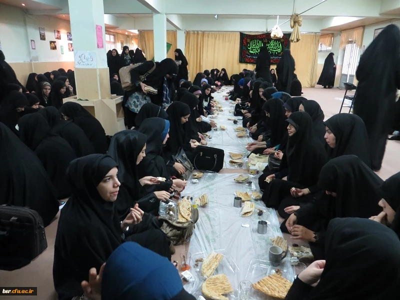 برگزاری مراسم زیارت عاشورا در پردیس شهید بنت الهدی صدر گیلان