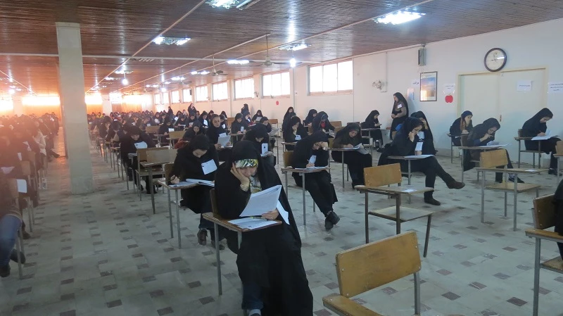 برگزاری آزمون استخدامی فرهنگیان در پردیس شهید بنت الهدی صدر گیلان 2