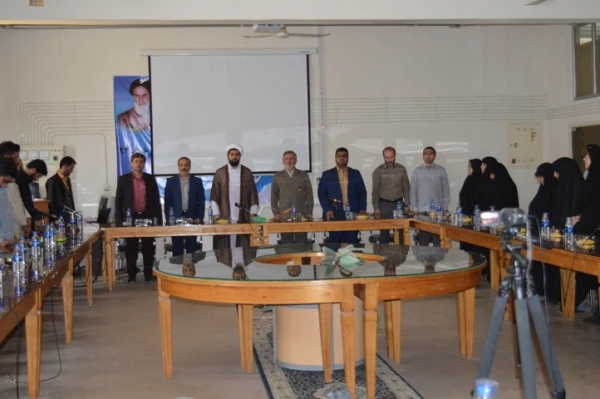 تجلیل از خادمین شهدای گمنام