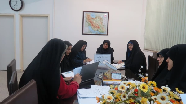 برگزاری اولین جلسه کمیته فرهنگی برای برنامه ریزی سال جدید تحصیلی پردیس شهید بنت الهدی صدر گیلان 3