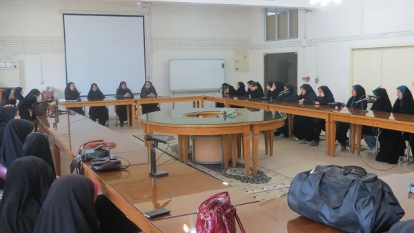 مراسم بدرقه دانشجو معلمان پردیس شهید بنت الهدی صدر 2