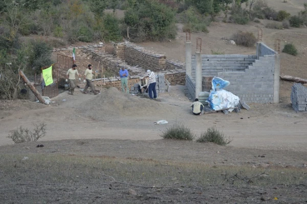 حضور مسئول نهاد رهبری در محل برگزاری اردوهای جهادی دانشجویان