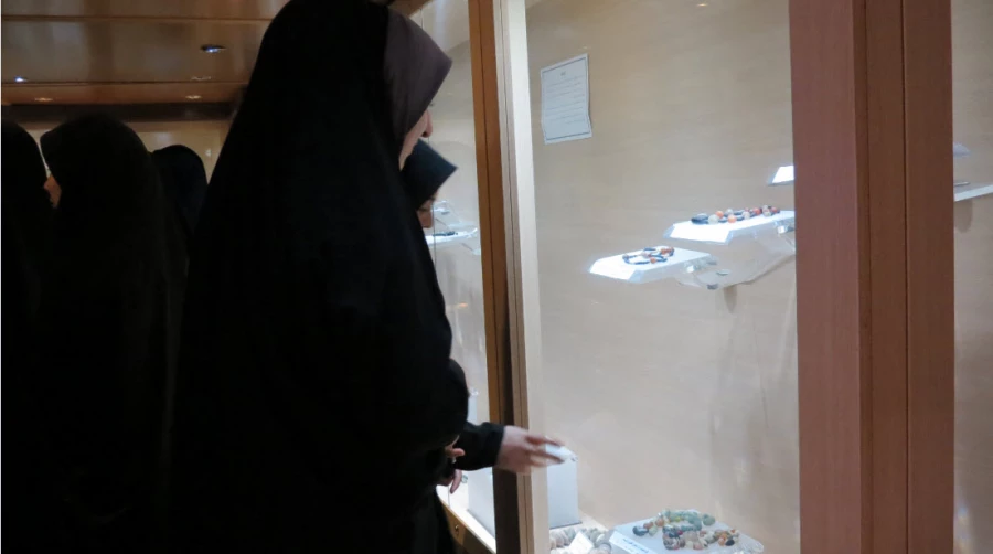 بازدید دانشجویان پردیس بنت الهدی صدر گیلان از موزه رشت: