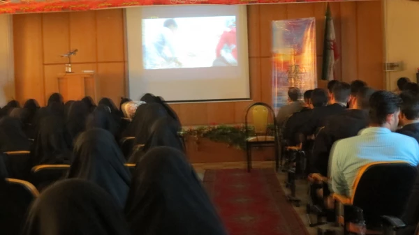 دومین برگزاری جشنواره فیلم رشد در دانشگاه بنت الهدی صدر1394