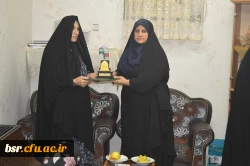 دیدار با خانواده ی شهید صنعتی به مناسبت هفته بسیج