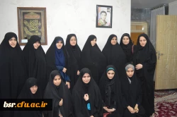 دیدار با خانواده ی شهید صنعتی به مناسبت هفته بسیج