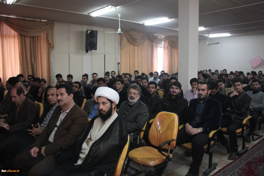 همایش  هفته پژوهش  با استقبال پرشور دانشجو معلمان برگزار شد