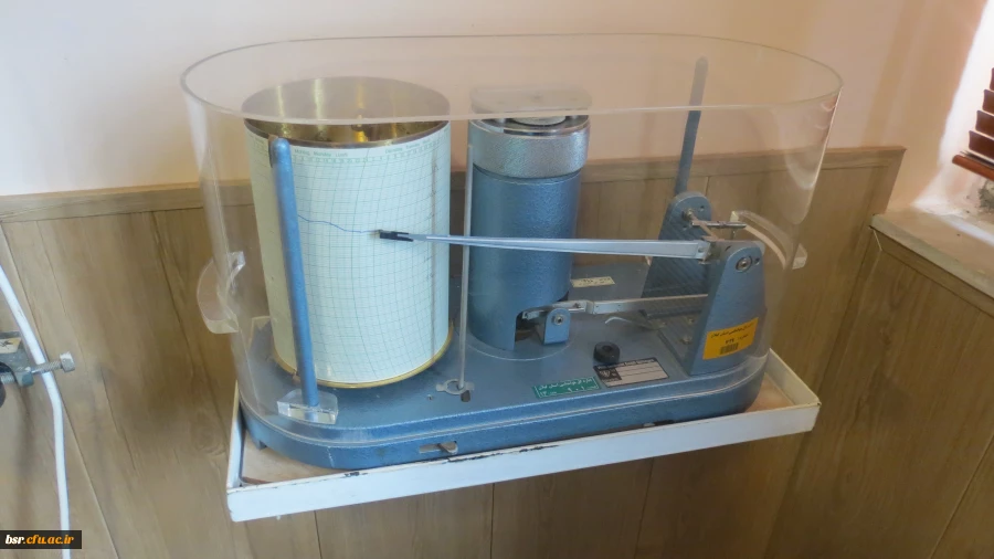 بازدید علمی گروه دبیری جغرافیای  دانشگاه فرهنگیان رشت (پردیس خواهران ) از اداره تحقیقات هواشناسی کشاورزی رشت