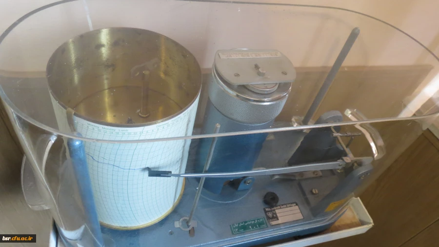 بازدید علمی گروه دبیری جغرافیای  دانشگاه فرهنگیان رشت (پردیس خواهران ) از اداره تحقیقات هواشناسی کشاورزی رشت