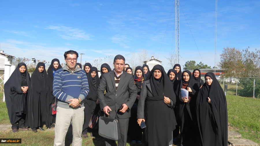 بازدید علمی گروه دبیری جغرافیای  دانشگاه فرهنگیان رشت (پردیس خواهران ) از اداره تحقیقات هواشناسی کشاورزی رشت