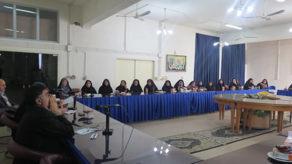 برگزاری جلسه شورای اداری در دانشگاه بنت الهدی صدر با حضور  فعال و مشتاق کلیه همکاران