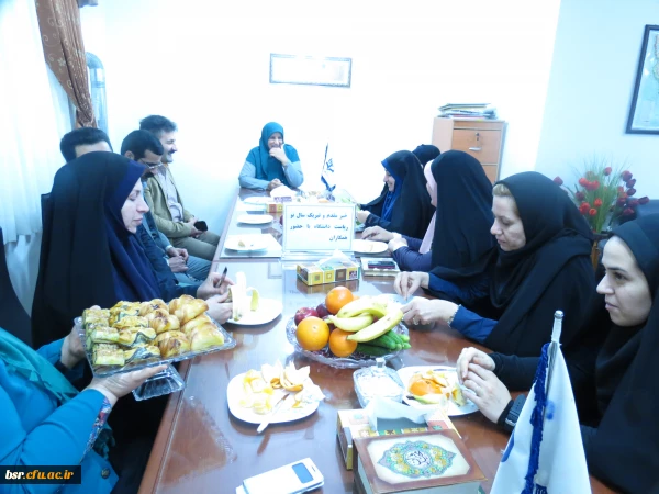 نشست صمیمانه ریاست دانشگاه فرهنگیان