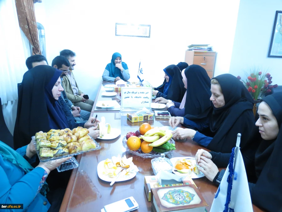 نشست صمیمانه ریاست دانشگاه فرهنگیان