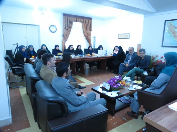 نشست صمیمانه ریاست دانشگاه فرهنگیان