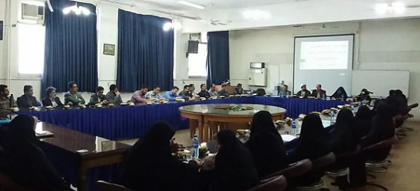 برگزاری پانزدهمین جلسه هم اندیشی اساتید با موضوع "اندیشه های امام (ره)"