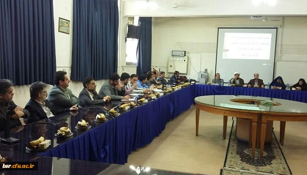 برگزاری پانزدهمین جلسه هم اندیشی اساتید با موضوع "اندیشه های امام (ره)"