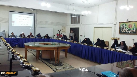 برگزاری پانزدهمین جلسه هم اندیشی اساتید با موضوع "اندیشه های امام (ره)"