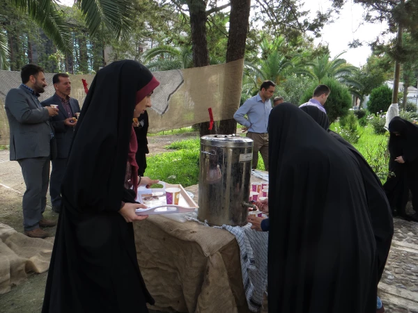 گلباران مزار شهدای گمنام