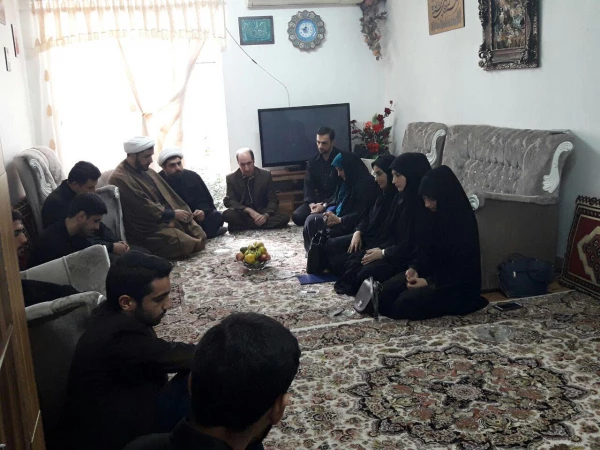 دیدار با خانواده شهید کوچک زاده