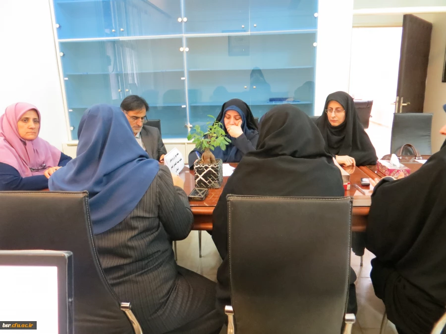 اولین جلسه شورای پردیس شهید بنت الهدی صدر گیلان