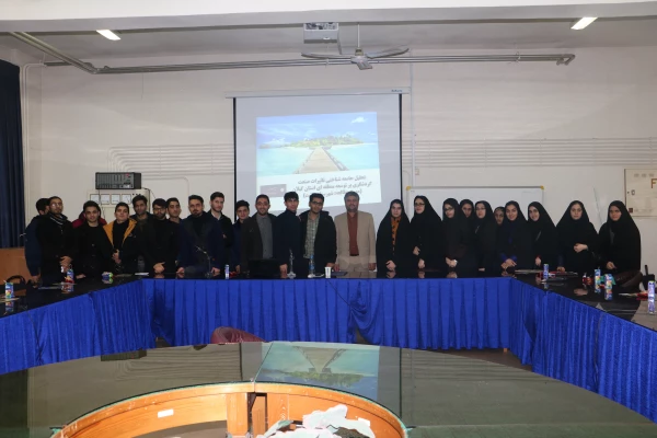 برگزاری کارگاه تحلیل محتوای جامعه شناختی صنعت گردشگری بر توسعه منطقی استان گیلان