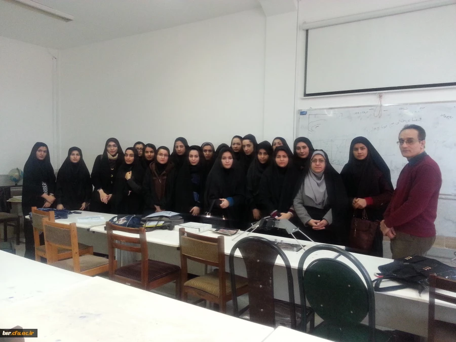 بازدید انجمن جغرافیا از آزمایشگاه جغرافیای دانشگاه آزاد رشت