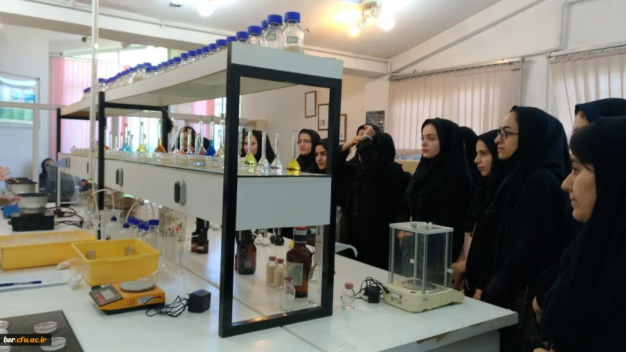 بازدید انجمن علمی شیمی از موسسه تحقیقات برنج