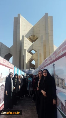 اعزام دانشجویان به اردوی سیاحتی تبریز