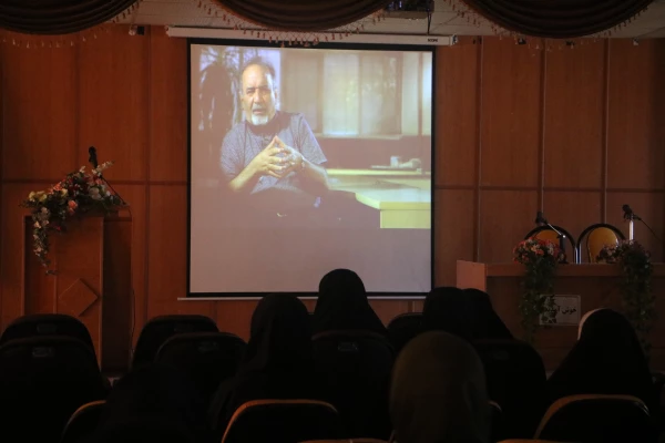 نشست تخصصی  بزرگداشت سیزده آبان 3