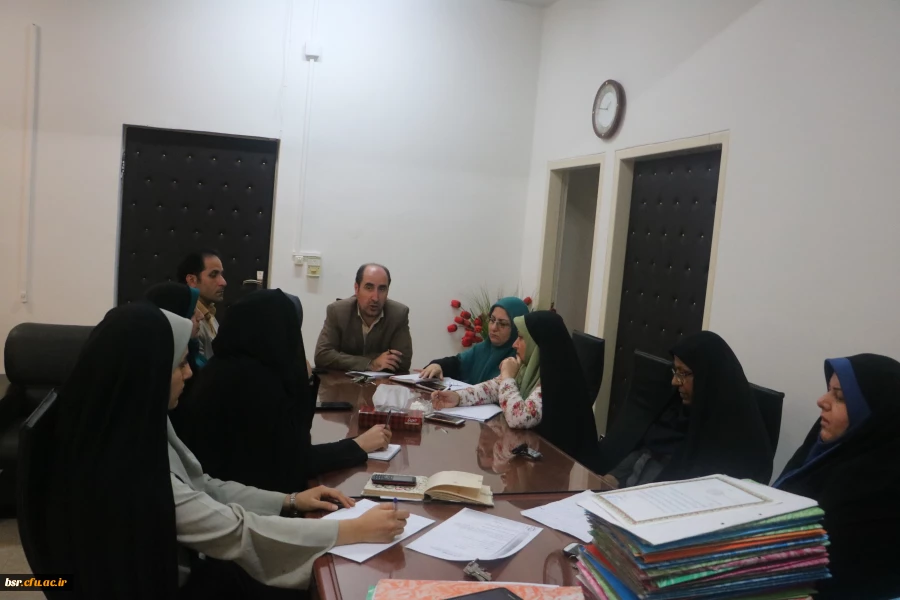 برگزاری جلسه شورای پردیس 2