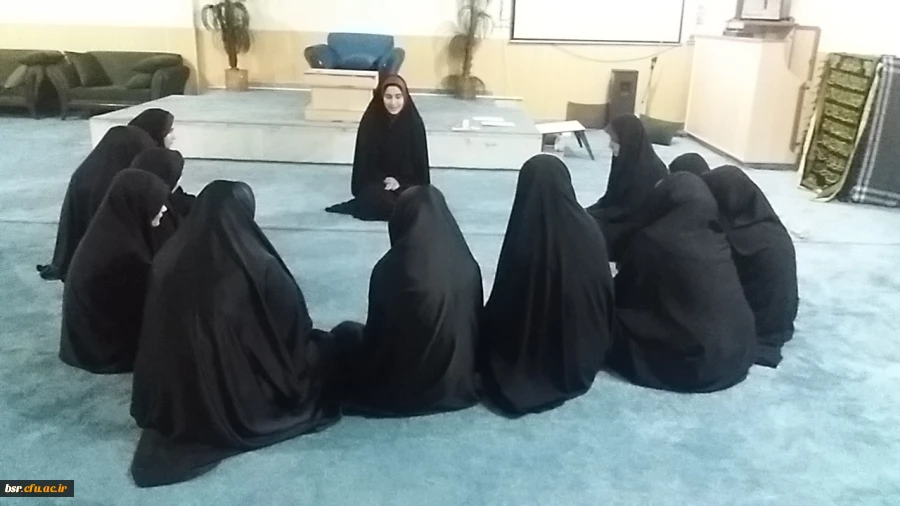 برگزاری محفل قرآنی در سرای دانشجویی 2