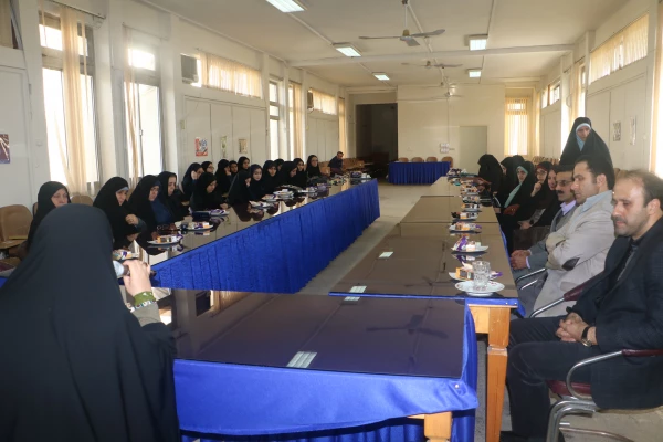 برگزاری نشست بصیرتی  در هفته بسیج 2