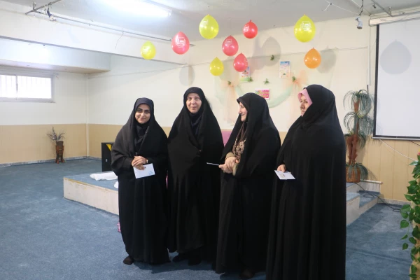 برگزاری جشن هفته وحدت در پردیس شهید بنت الهدی صدر گیلان 4