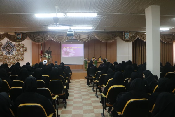 نشست صمیمی دانشجویان با هسته گزینش 2