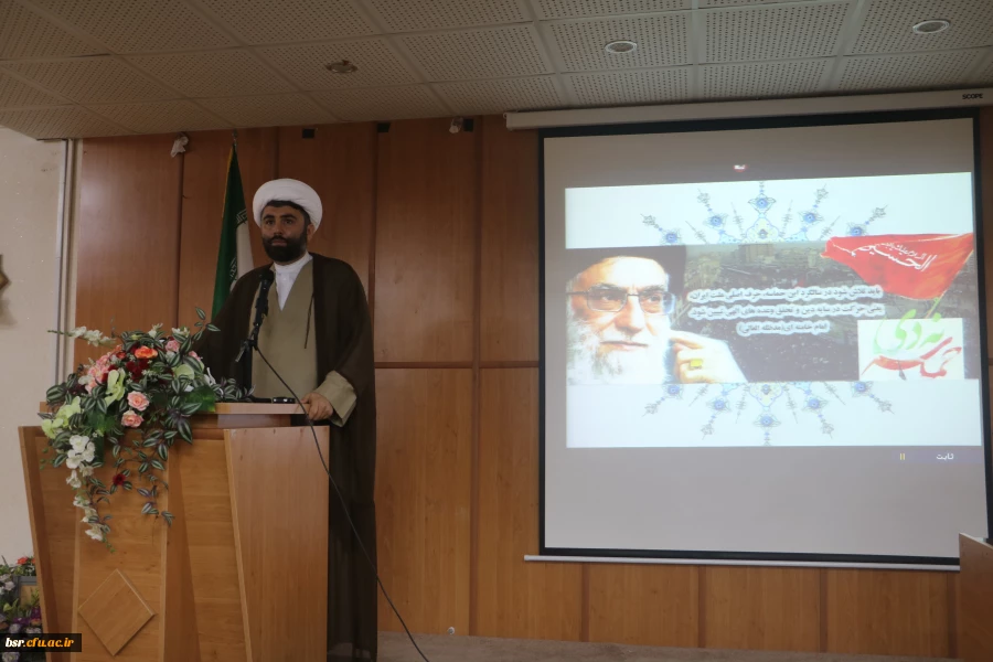 همایش بزرگداشت  9 دی درحال برگزاری است 4