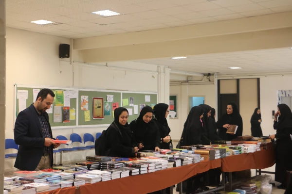 برگزاری نمایشگاه کتاب 3