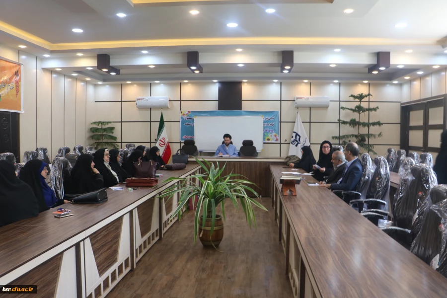 نشست صمیمی مسئول نهاد رهبری  دانشگاه فرهنگیان گیلان با اعضائ هیت علمی دانشگاه 2