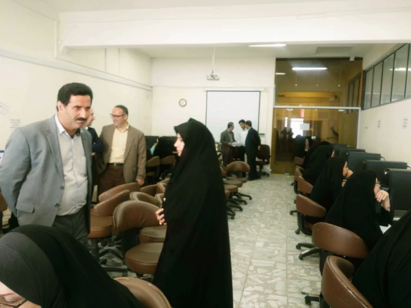 آزمون انتخاب مدیران آموزش  و پرورش ناحیه 1 رشت در حال برگزاری می باشد 6