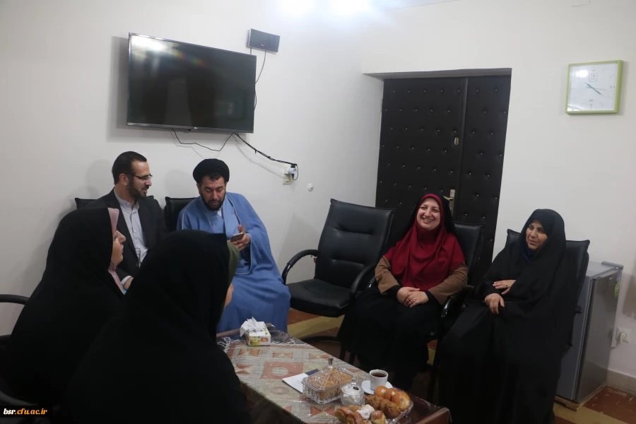 بازدید دکتر خنیفر ریاست محترم دانشگاه فرهنگیان و هیات رئیسه از پردیس شهید بنت الهدی صدر رشت
 2